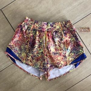 Lululemon Hotty Hot Short